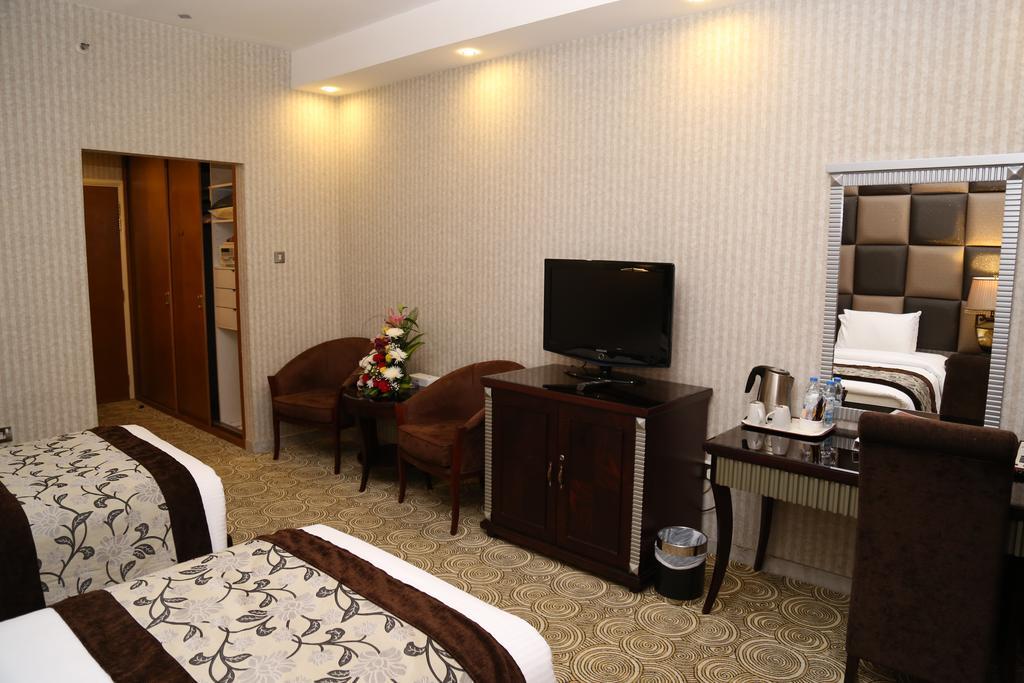 Abjad Grand Hotel Дубай Экстерьер фото
